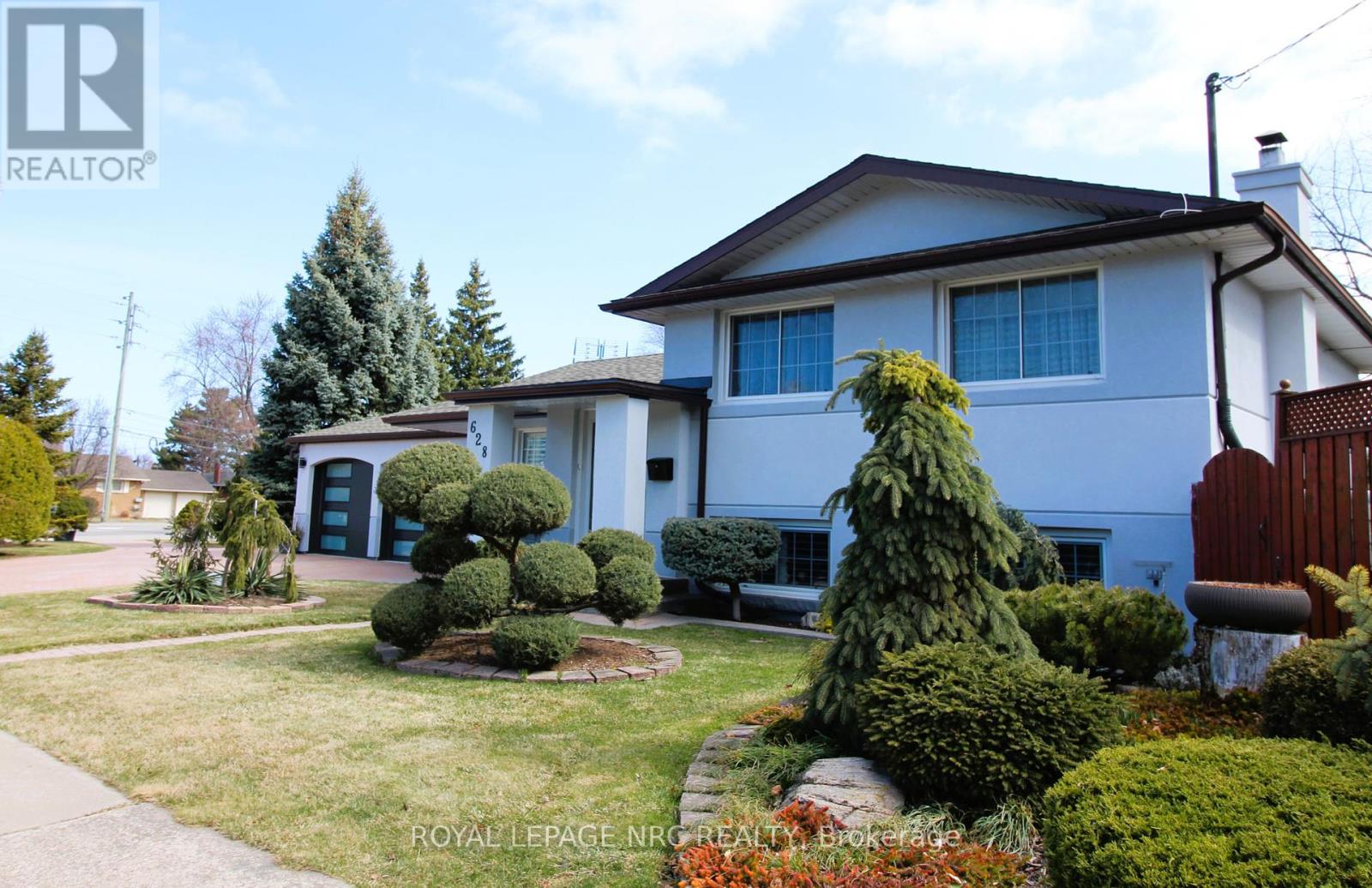 Property at 628 VINE STREET image 3