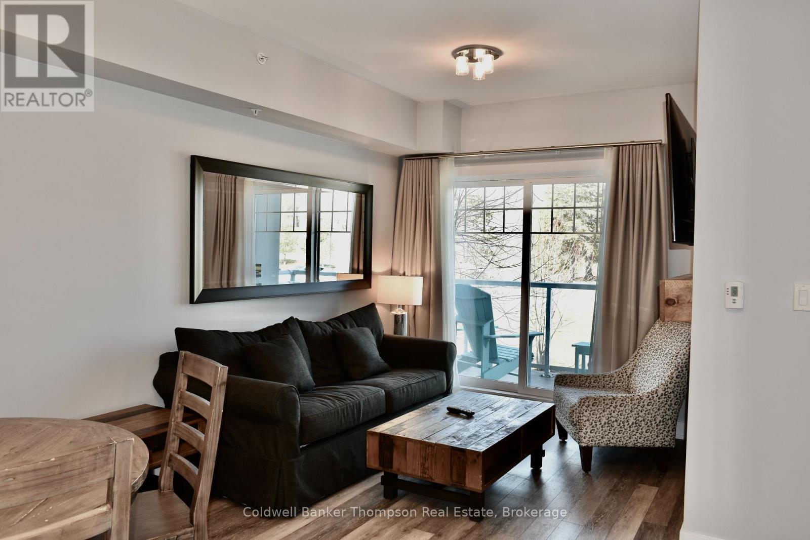 216 - 25 Pen Lake Point Road, Huntsville, Ontario  P1H 1A9 - Photo 6 - X12043139