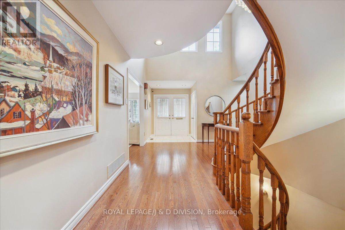 2 Ivor Road, Toronto, Ontario  M4N 2H4 - Photo 12 - C12043128