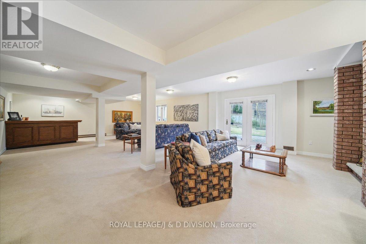 2 Ivor Road, Toronto, Ontario  M4N 2H4 - Photo 35 - C12043128