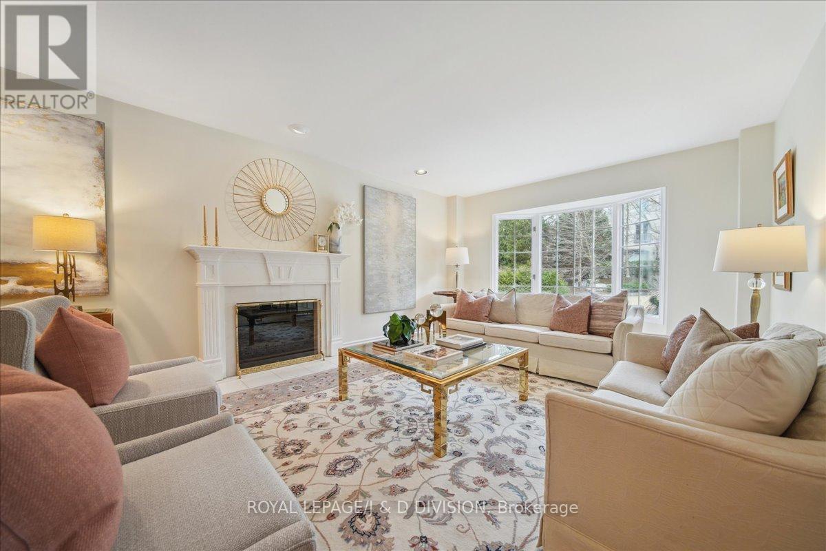2 Ivor Road, Toronto, Ontario  M4N 2H4 - Photo 8 - C12043128