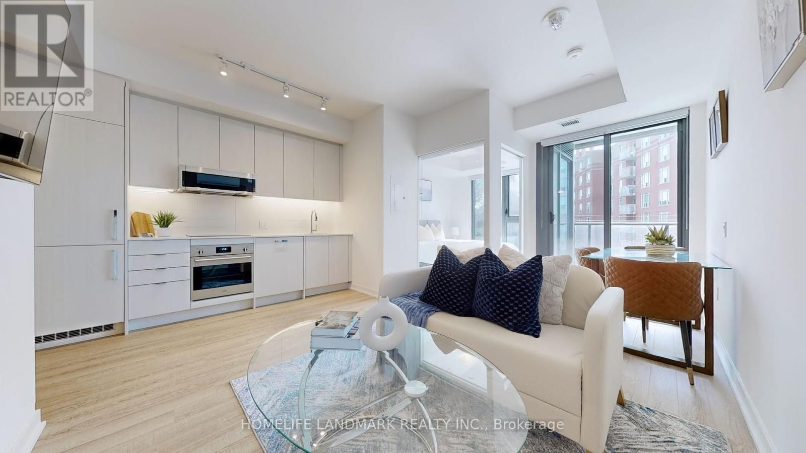317 - 250 Lawrence Avenue W, Toronto, Ontario  M5M 1B2 - Photo 4 - C12043141