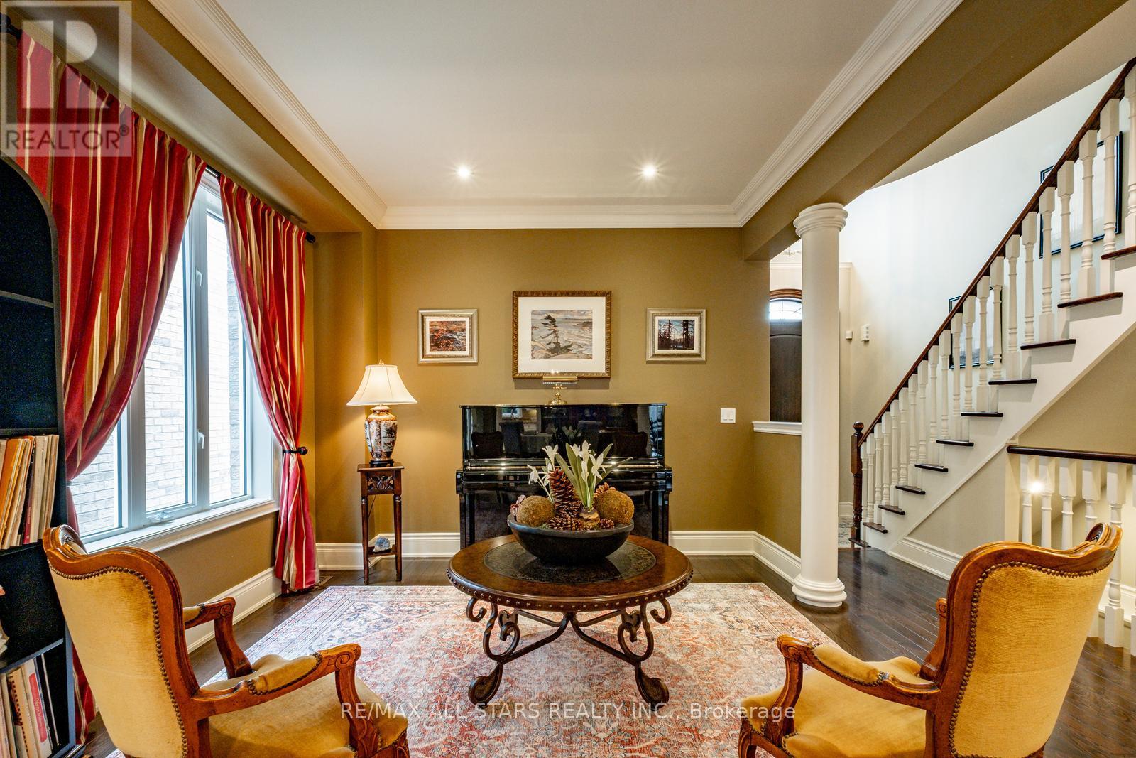 Property at 499 ROY RAINEY AVENUE image 5