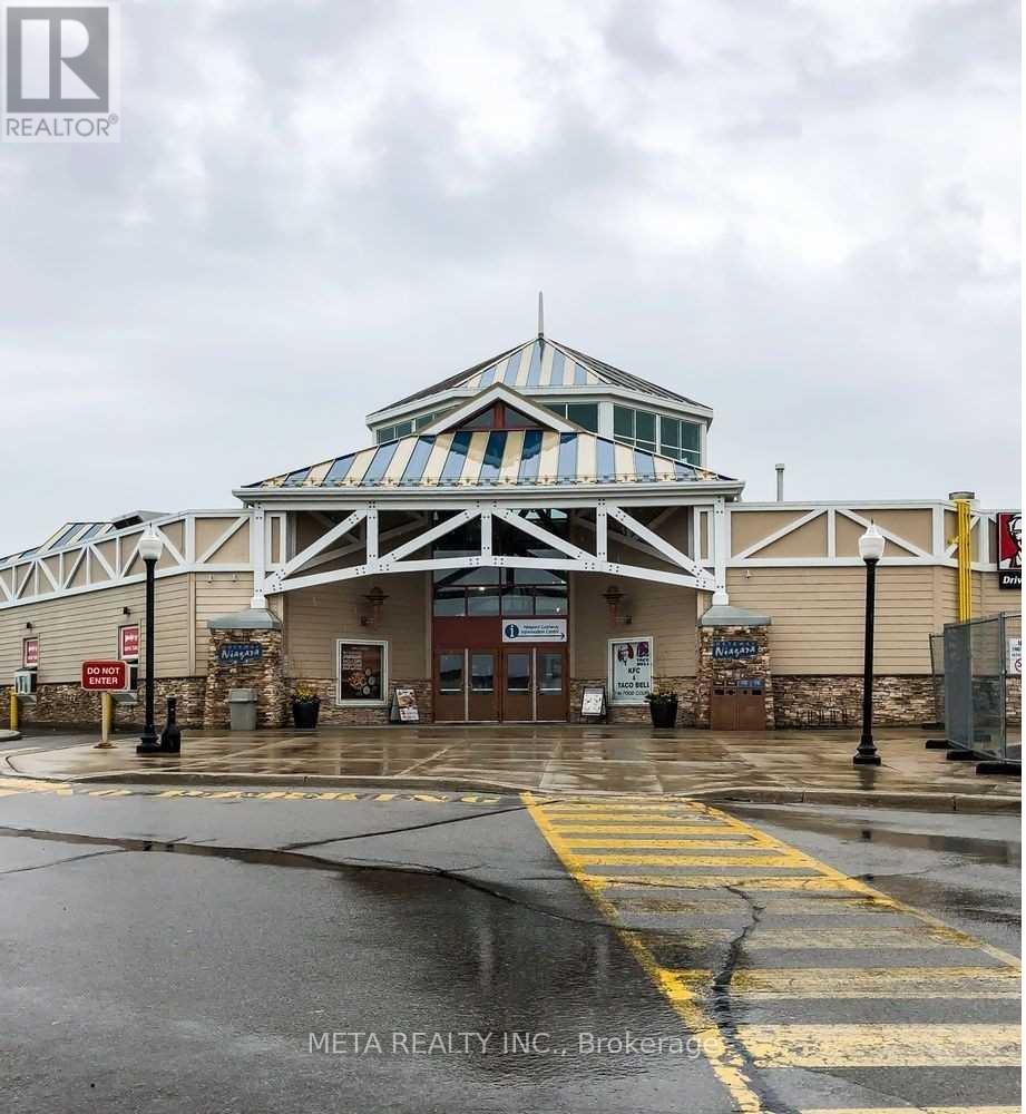 Property at 424 SOUTH SERVICE ROAD image 2