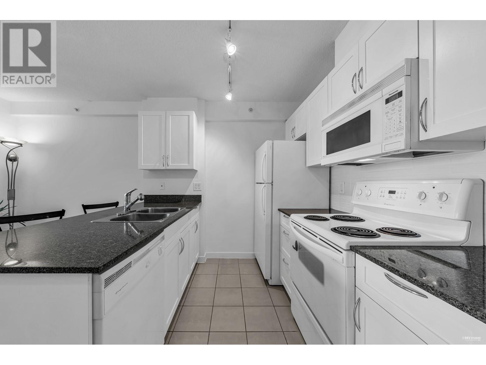 1211 933 Hornby Street, Vancouver, British Columbia  V6Z 3G4 - Photo 17 - R2966368