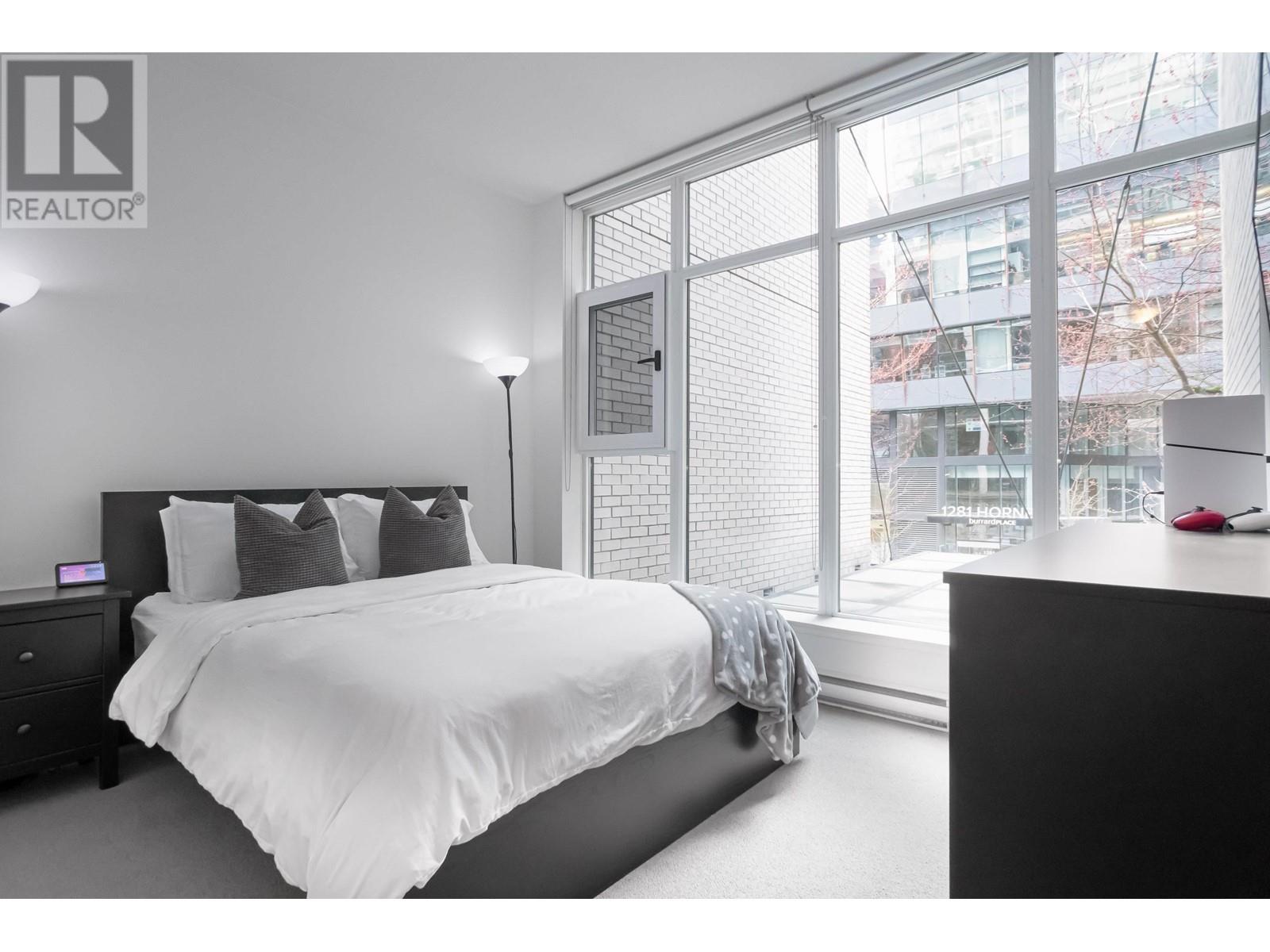 201 1252 Hornby Street, Vancouver, British Columbia  V6Z 0A3 - Photo 8 - R2982292