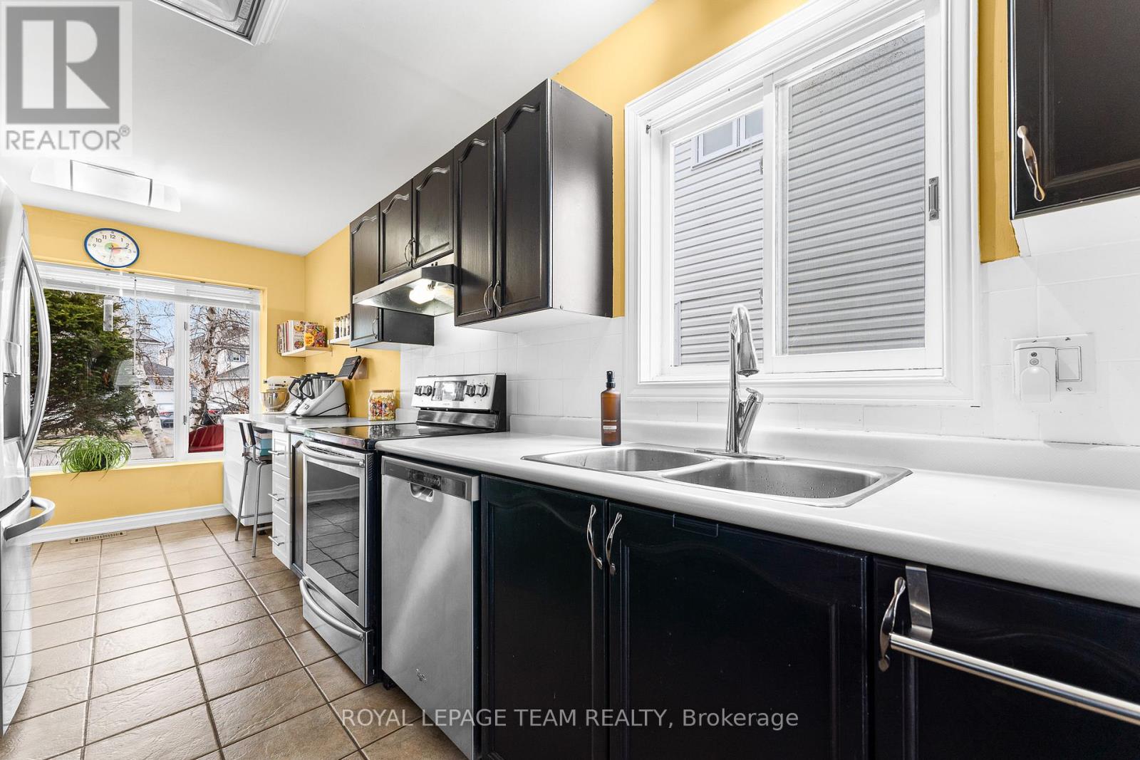 486 Deancourt Crescent, Ottawa, Ontario  K4A 3G3 - Photo 9 - X12043229