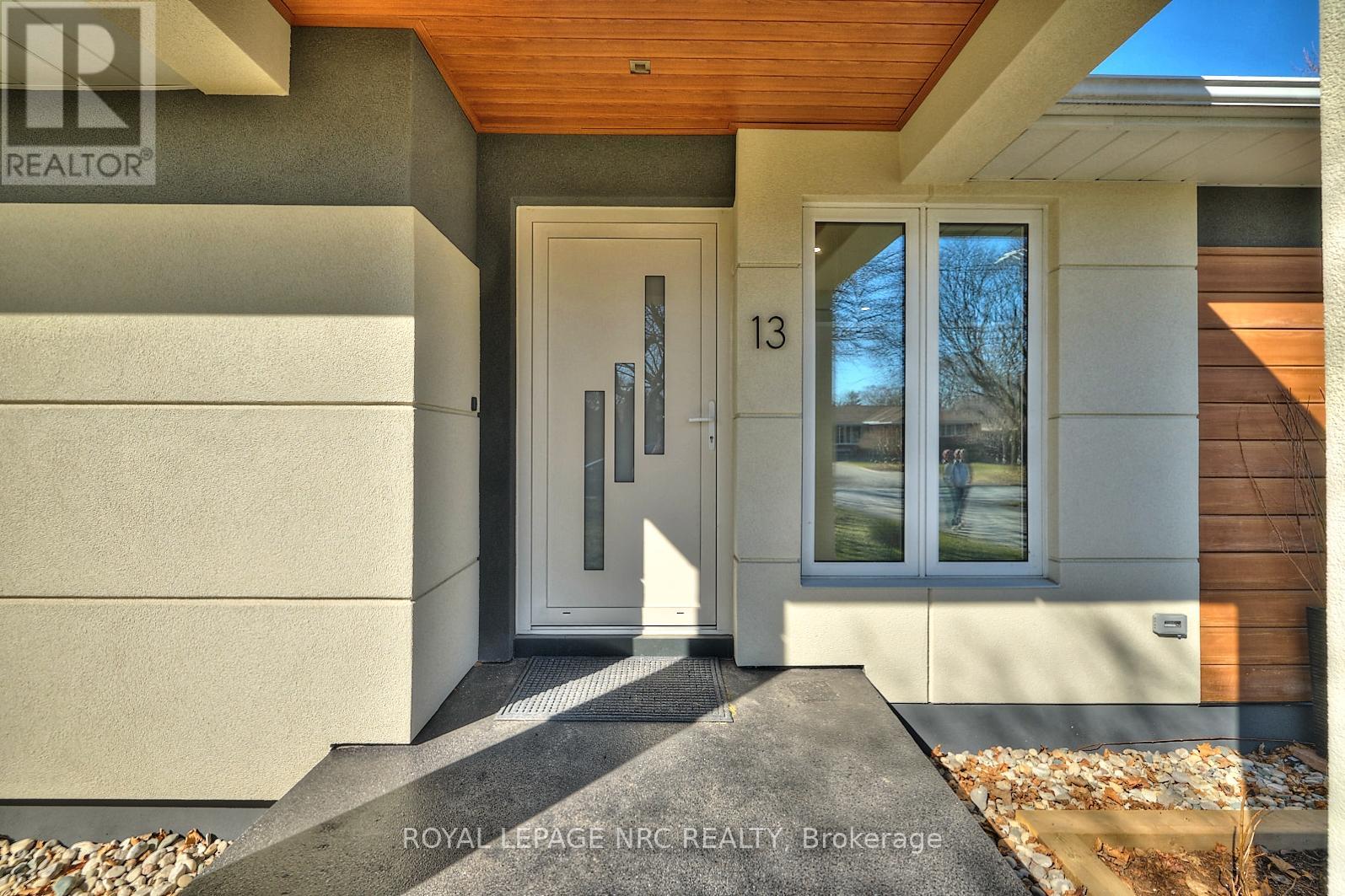 Property at 13 BISHOPS ROAD image 2