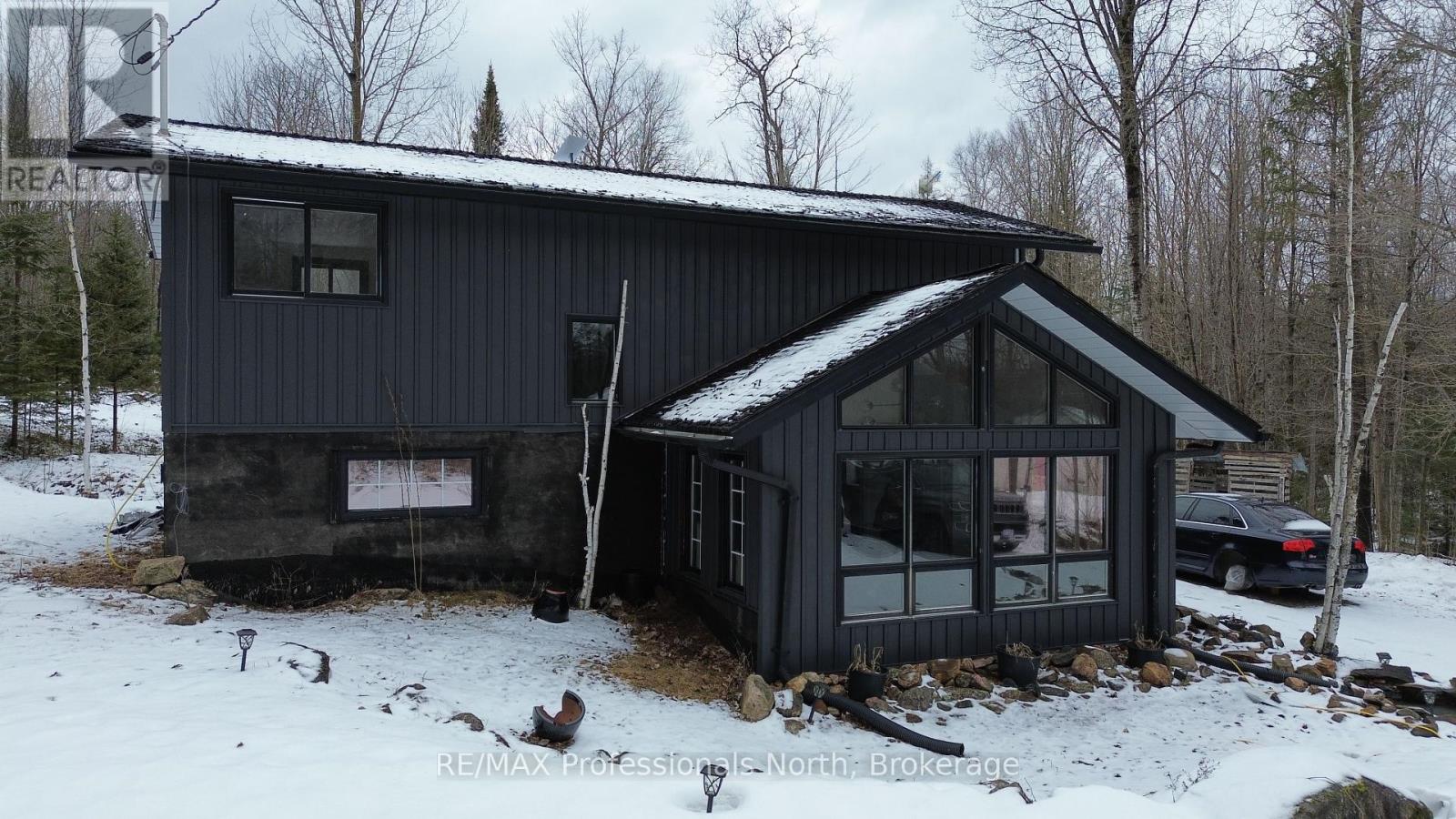 1197 Swinson Road, Minden Hills, Ontario  K0M 2K0 - Photo 21 - X12043183