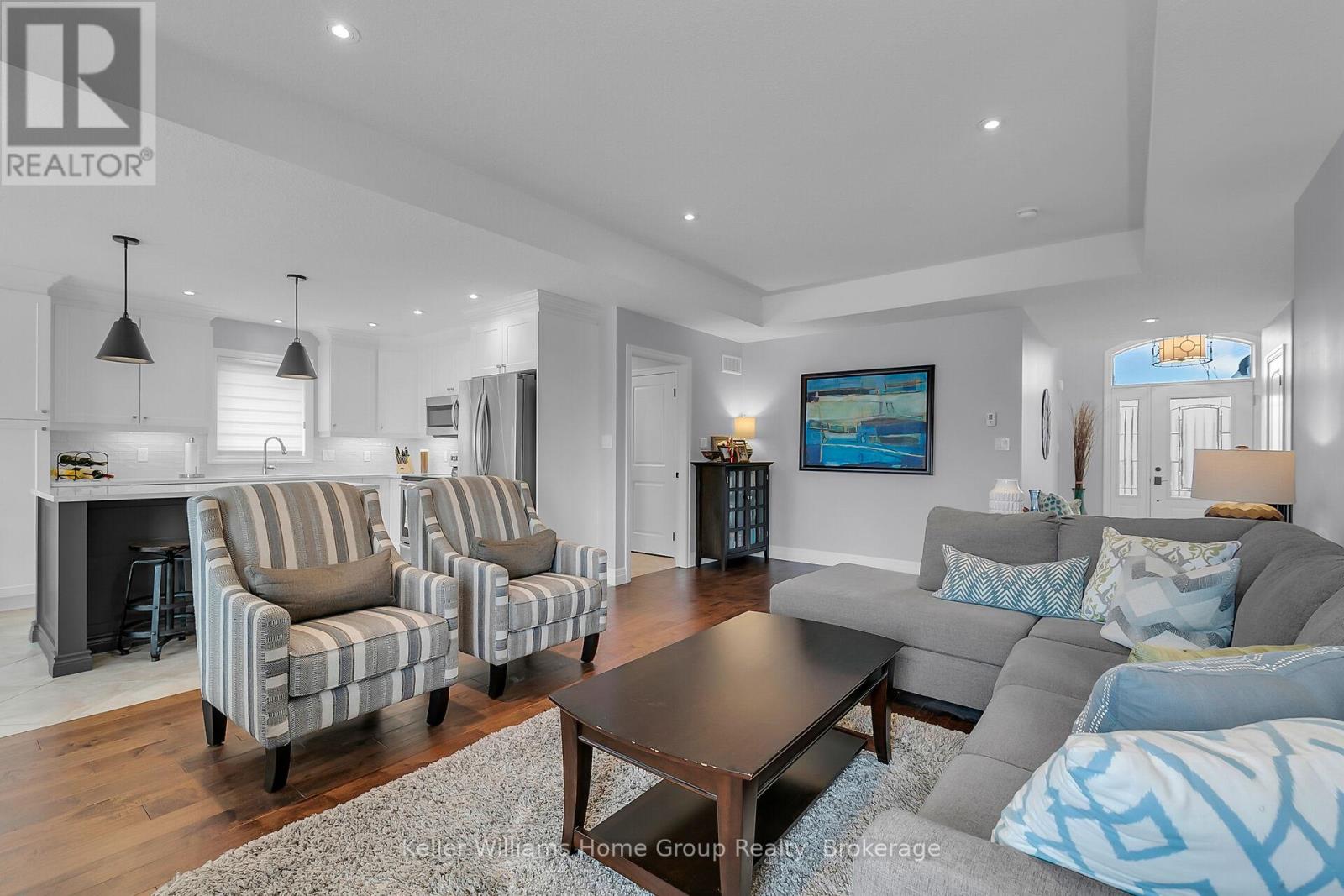 46 Halliday Drive, East Zorra-Tavistock, Ontario  N0B 2R0 - Photo 11 - X12043208
