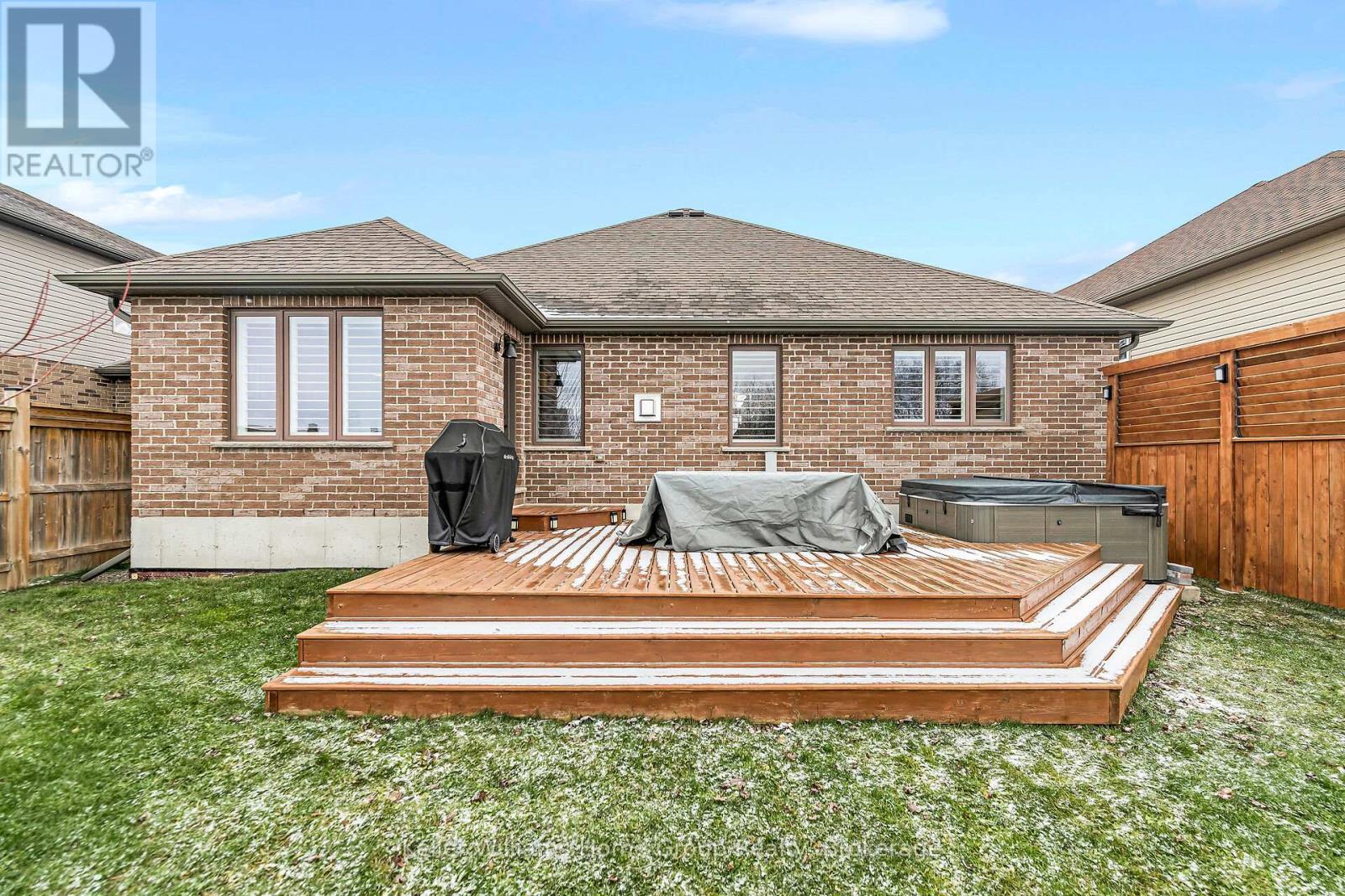 46 Halliday Drive, East Zorra-Tavistock, Ontario  N0B 2R0 - Photo 35 - X12043208