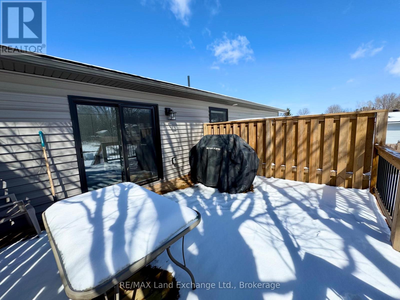 329 Bricker Street, Saugeen Shores, Ontario  N0H 2C1 - Photo 28 - X12043227