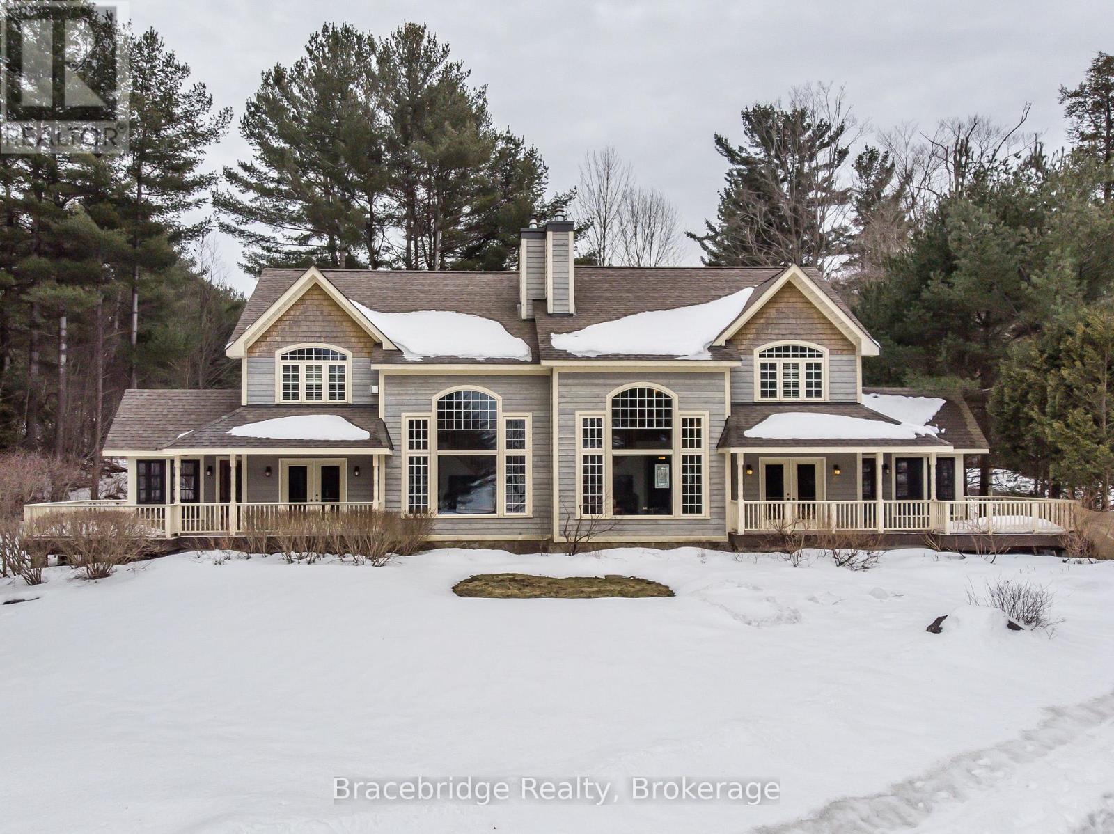 Carling 10 W3 - 3876 Muskoka Road 118 Road W, Muskoka Lakes, Ontario  P0B 1J0 - Photo 2 - X12043255