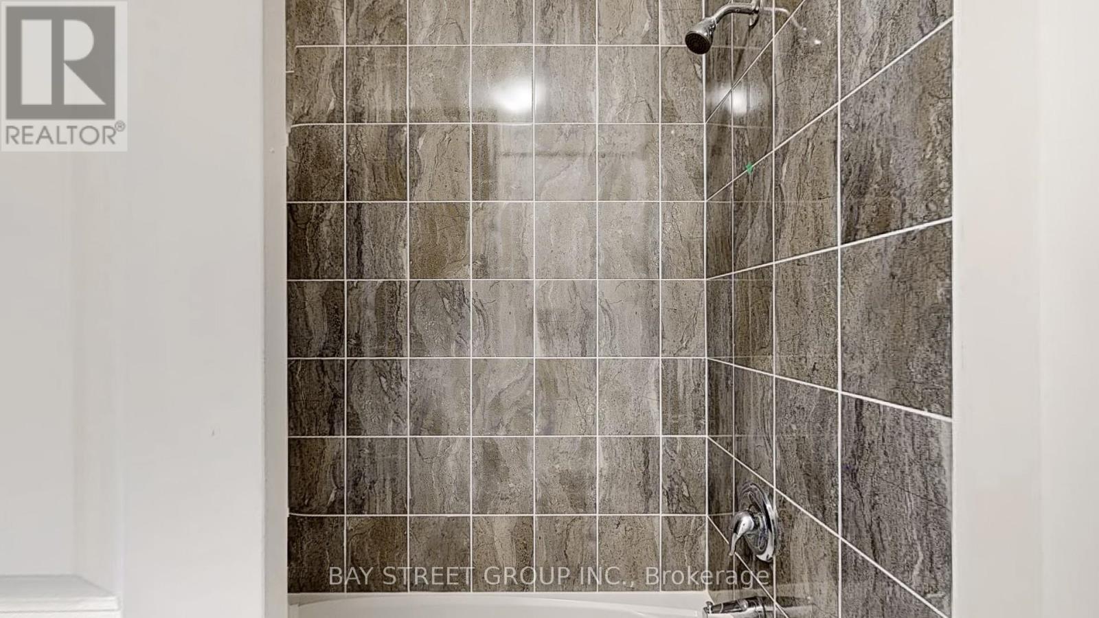 97 Halldorson Avenue, Aurora, Ontario  L4G 0C5 - Photo 30 - N12043186