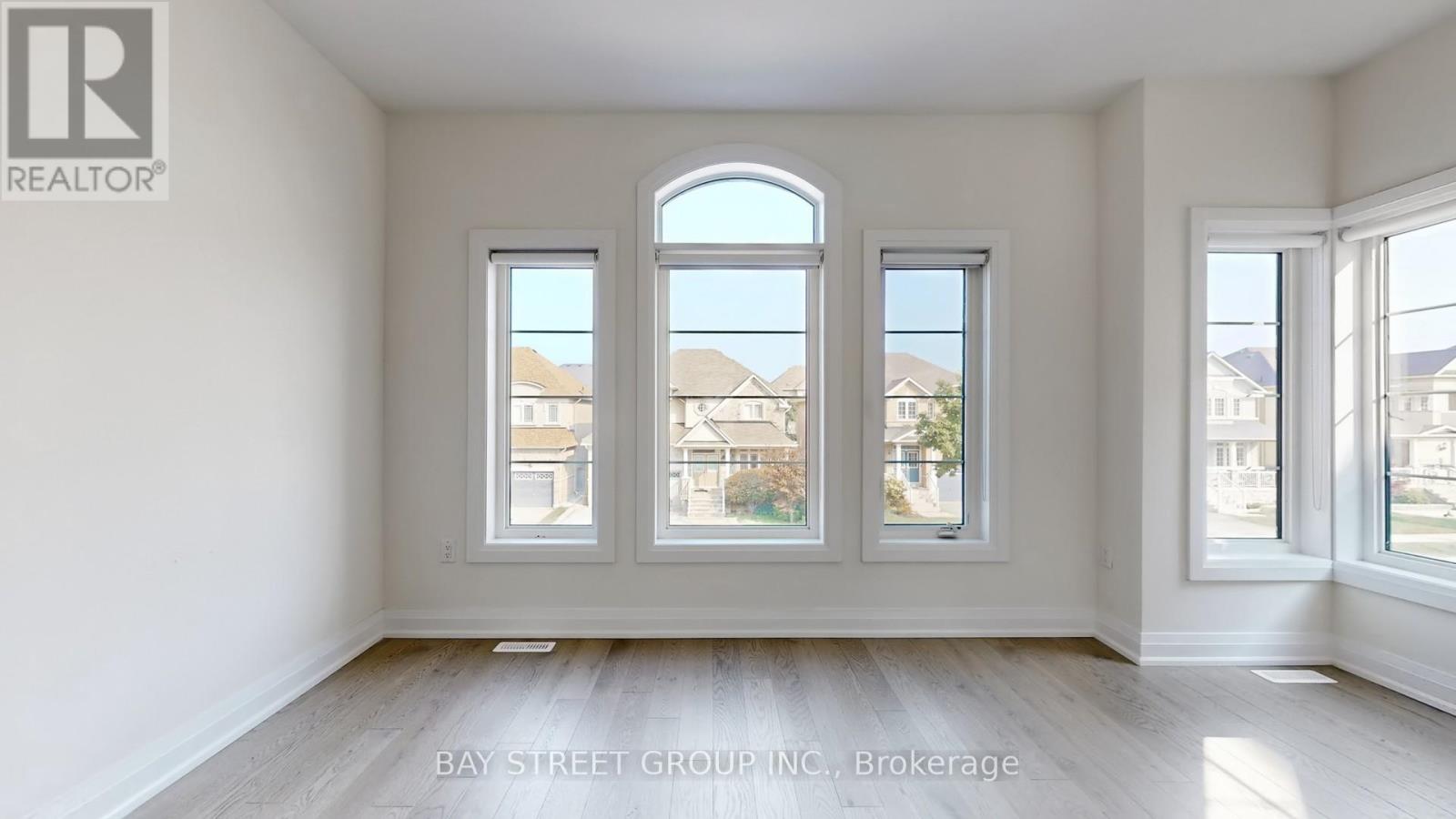 97 Halldorson Avenue, Aurora, Ontario  L4G 0C5 - Photo 40 - N12043186