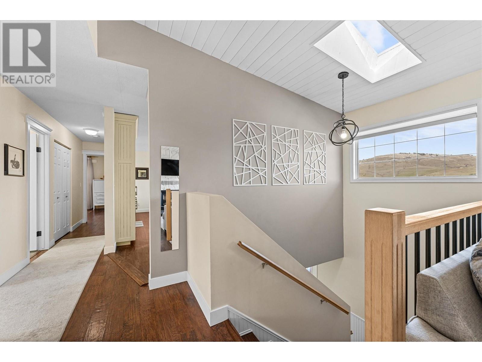 Property at 1501 40 Street image 3