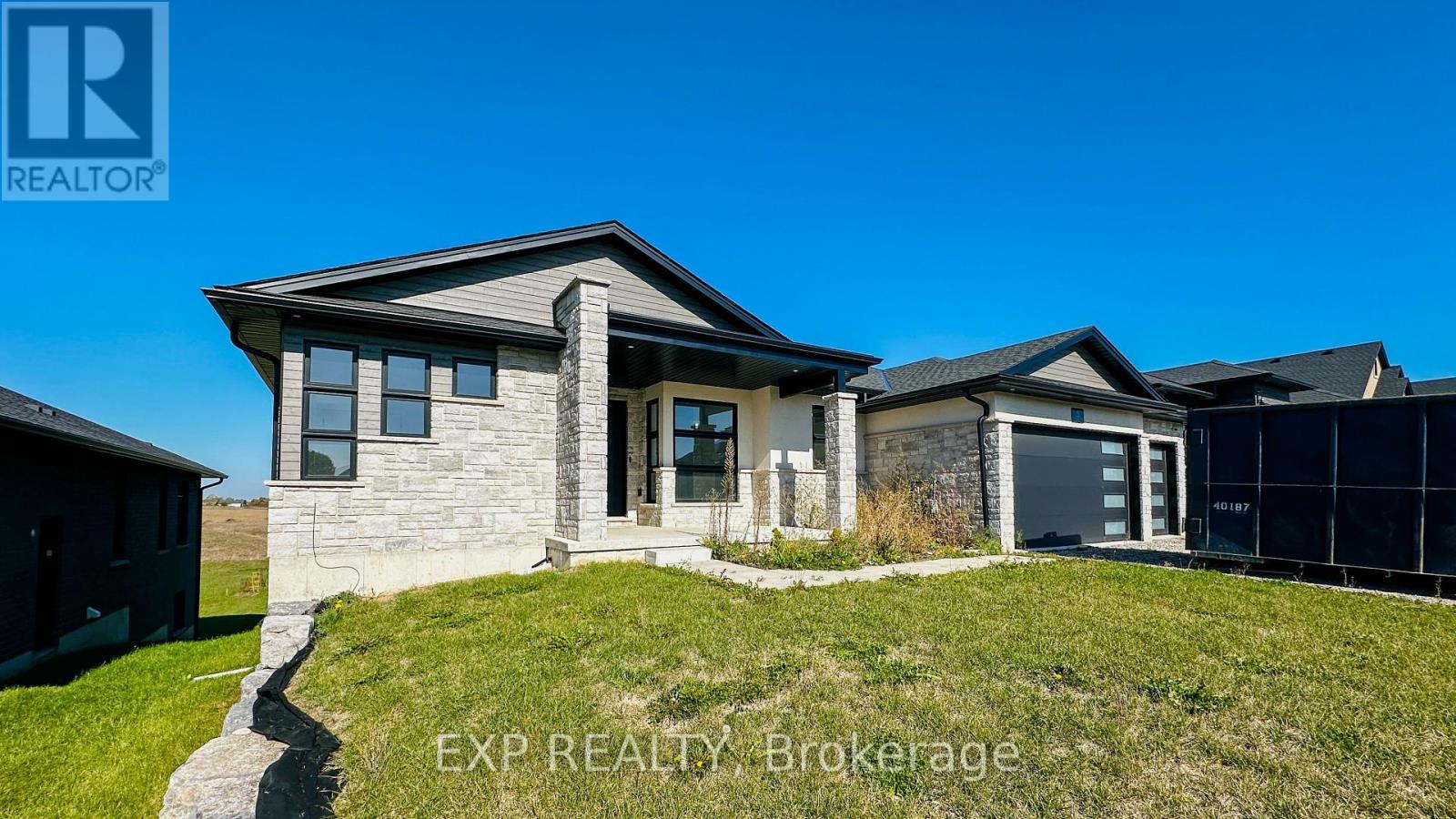 Property at 12 HUDSON DRIVE image 3