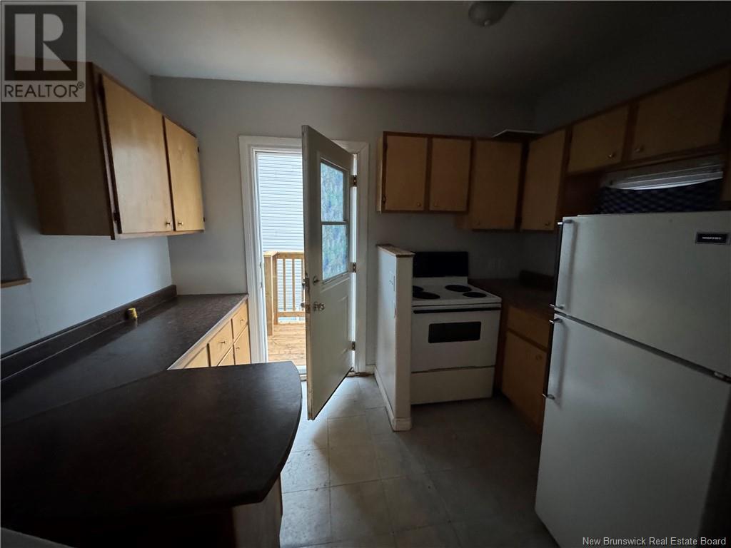 165 Charlotte Street W., Saint John, New Brunswick  E2M 1Y1 - Photo 3 - NB114855