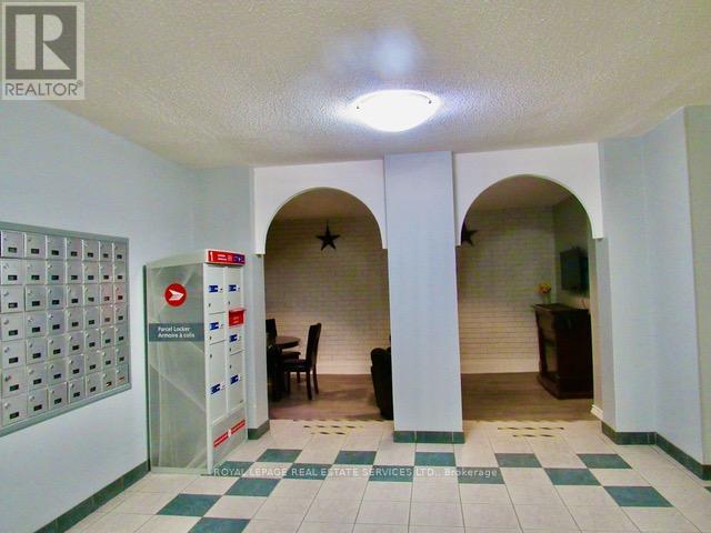 Property at 309 - 936 GLEN STREET S image 3