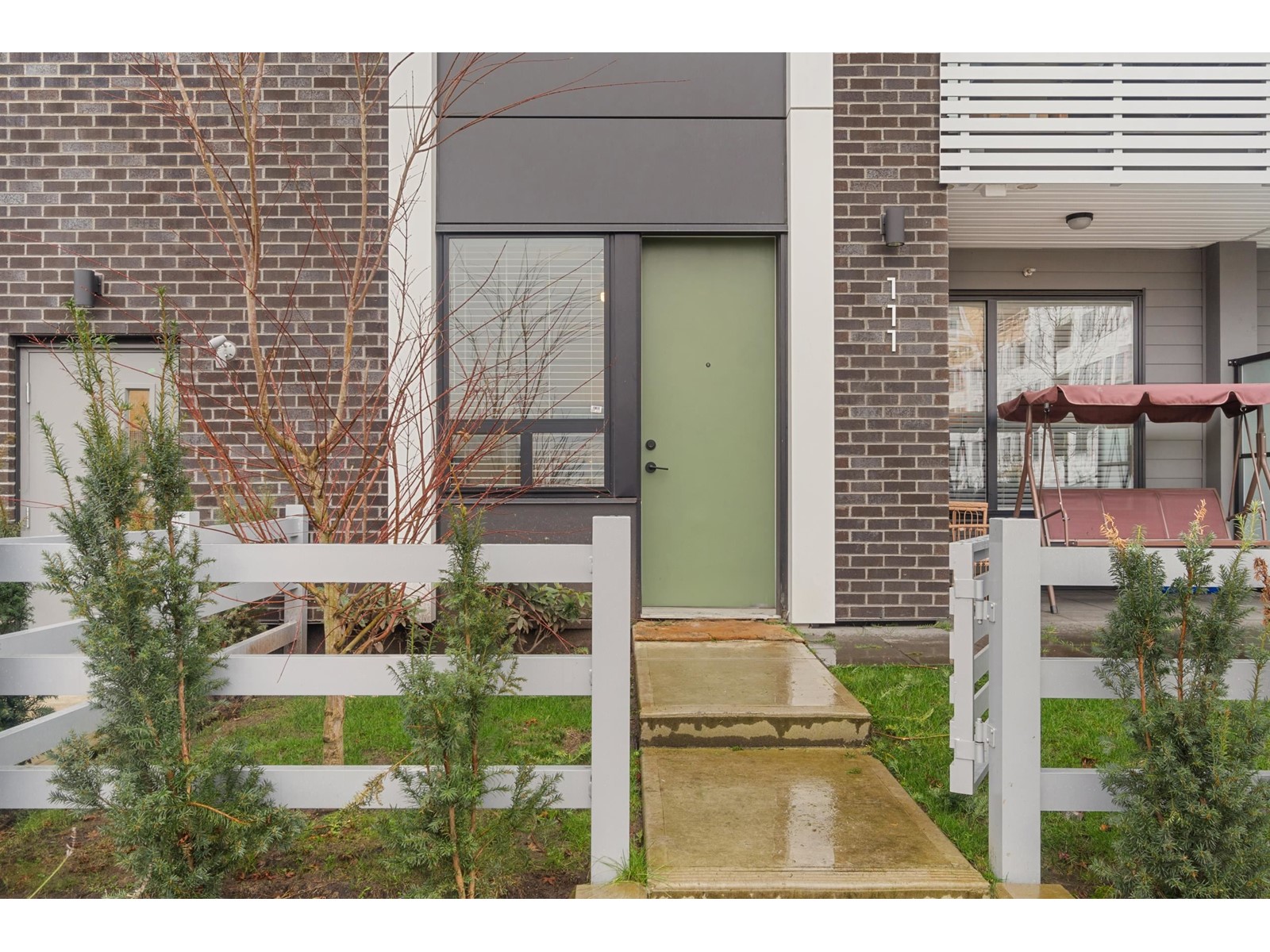 Property at 111 15848 FRASER HIGHWAY image 3