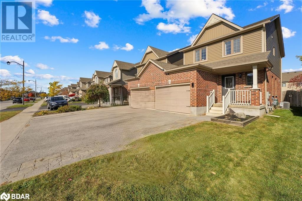 34 Quigley Street, Angus, Ontario  L3W 0P3 - Photo 2 - 40709553