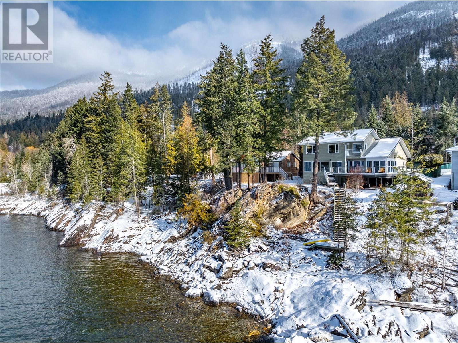 12531 Lewis Bay, Boswell, British Columbia  V0B 1A4 - Photo 3 - 10335620