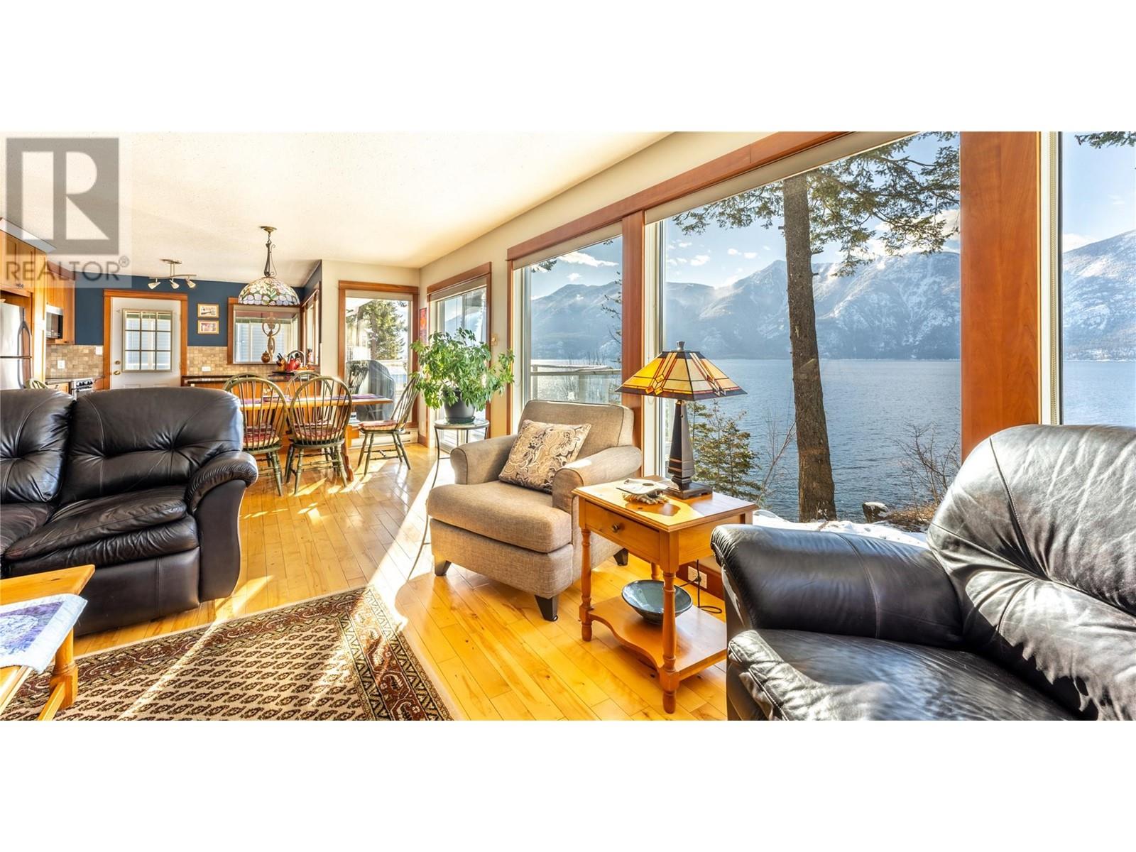 12531 Lewis Bay, Boswell, British Columbia  V0B 1A4 - Photo 10 - 10335620