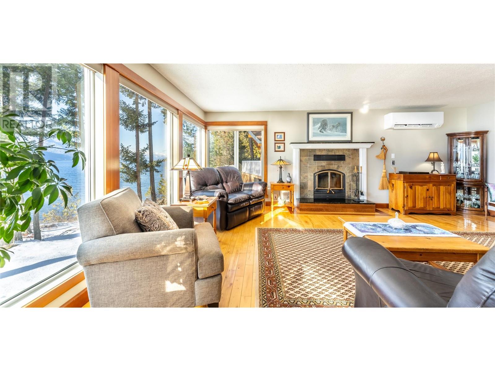 12531 Lewis Bay, Boswell, British Columbia  V0B 1A4 - Photo 11 - 10335620
