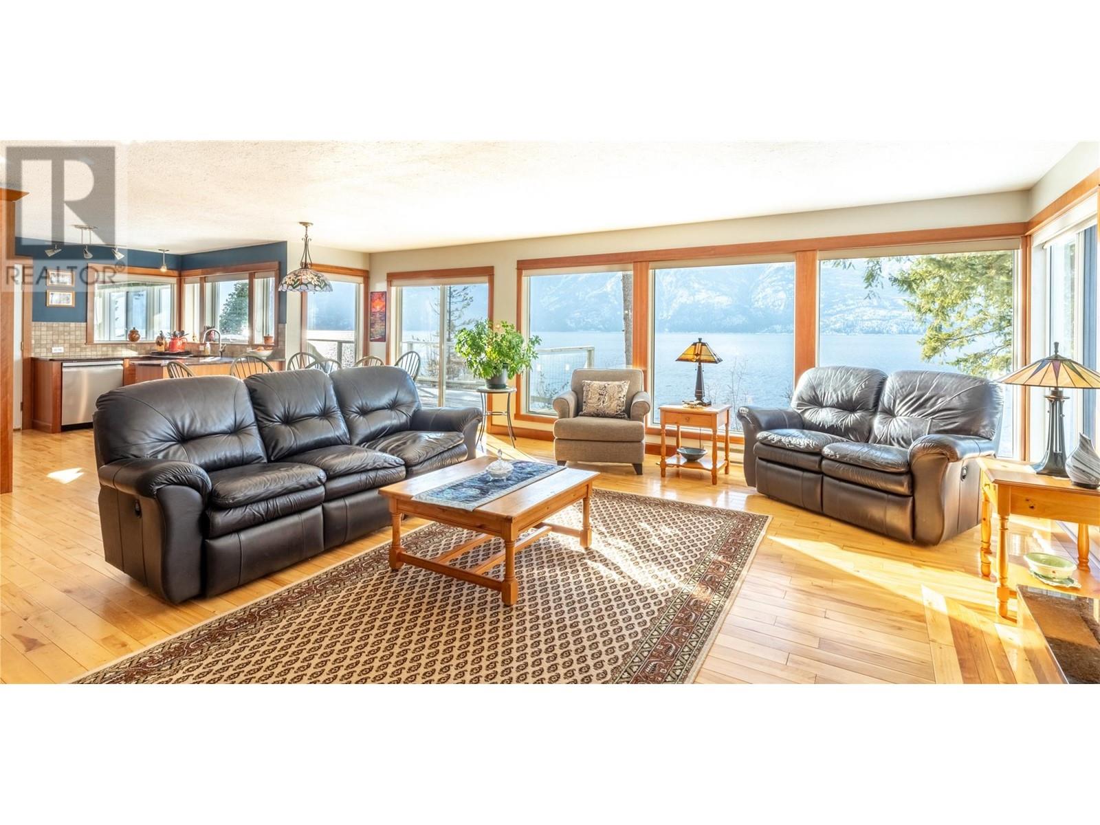 12531 Lewis Bay, Boswell, British Columbia  V0B 1A4 - Photo 9 - 10335620