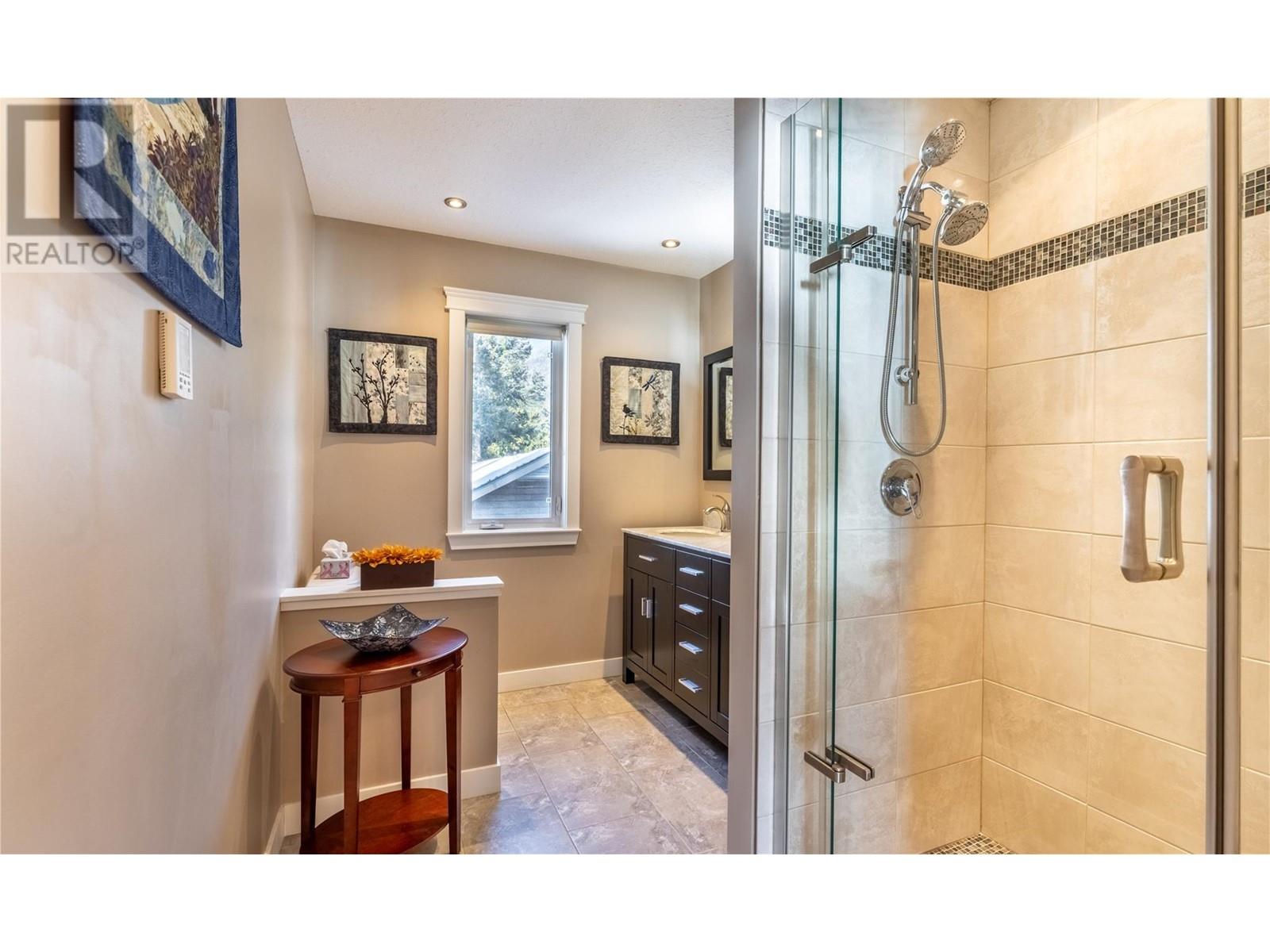 12531 Lewis Bay, Boswell, British Columbia  V0B 1A4 - Photo 37 - 10335620
