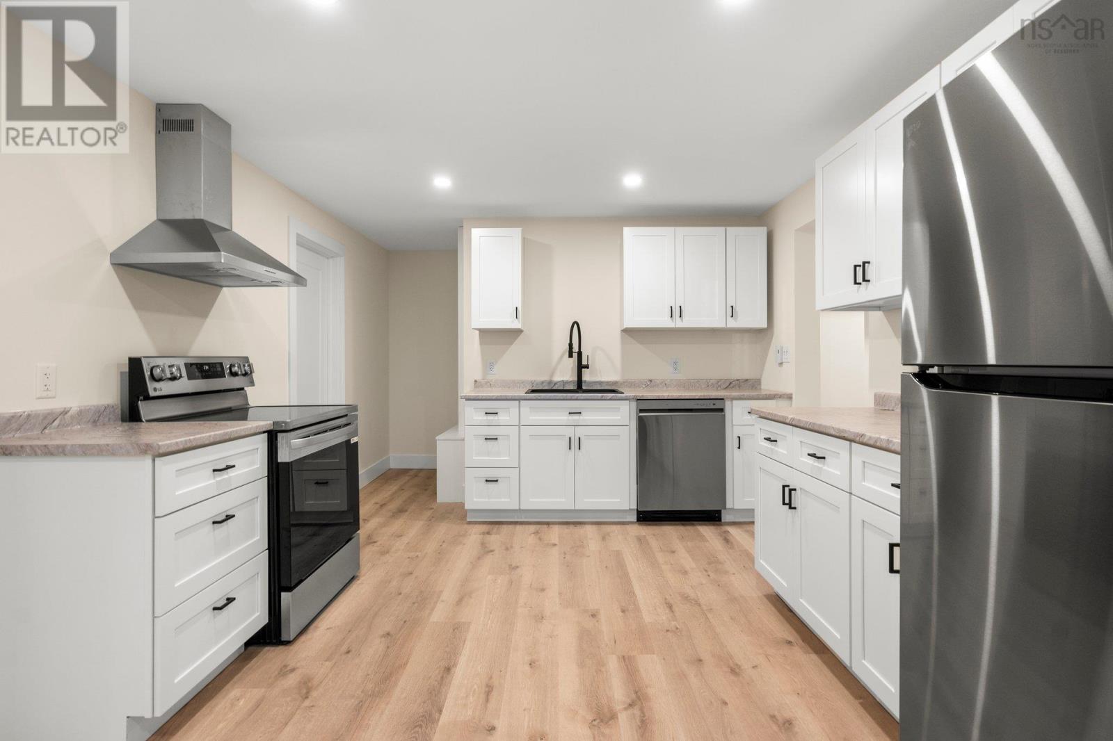 3169/3171 Romans Avenue, Halifax Peninsula, Nova Scotia  B3L 3X1 - Photo 14 - 202503312