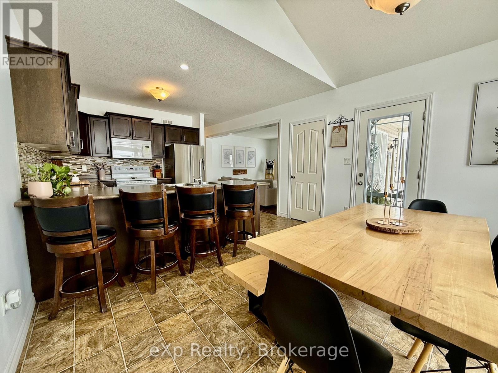 34 Mitchell Street, South Bruce, Ontario  N0G 2S0 - Photo 4 - X11984145