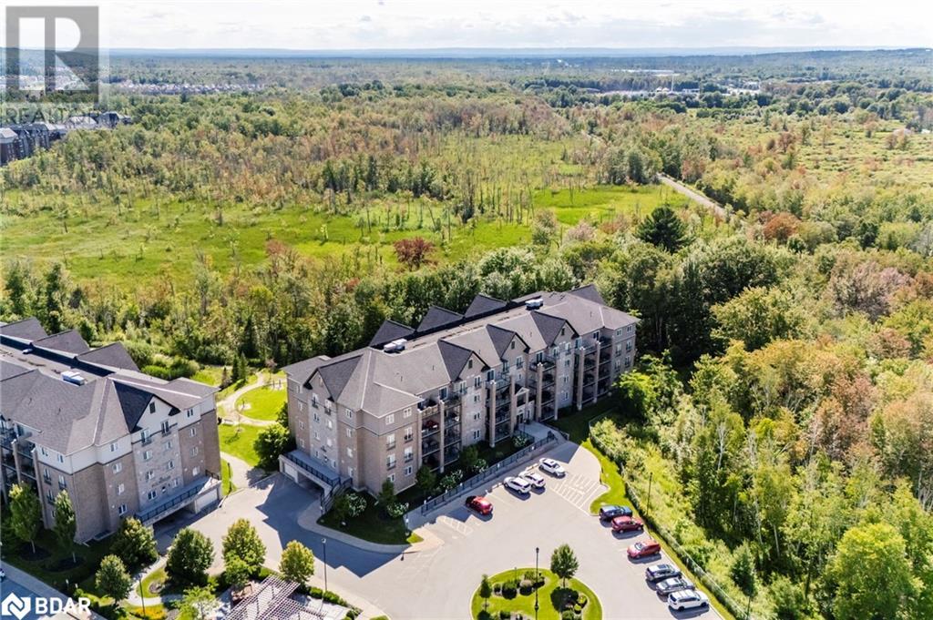 44 Ferndale Drive S Unit# 401, Barrie, Ontario  L4N 2V1 - Photo 3 - 40710546