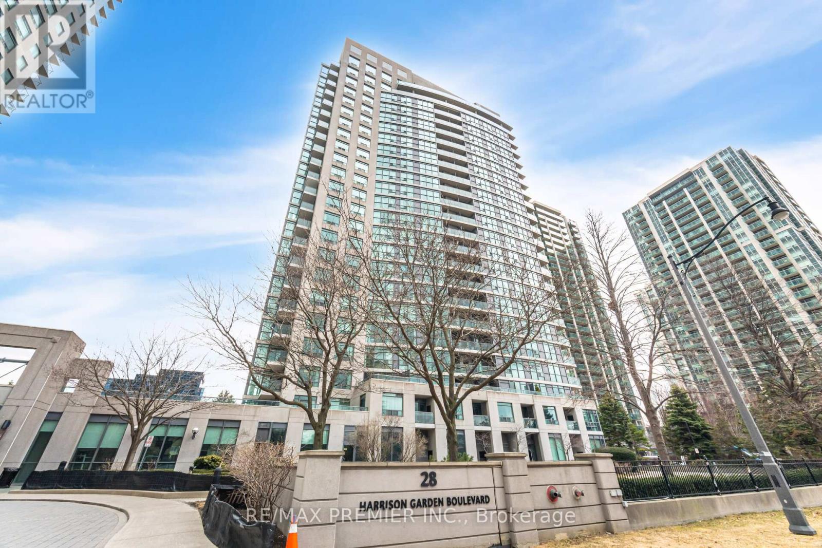 2305 - 28 HARRISON GARDEN BOULEVARD, Toronto, Ontario