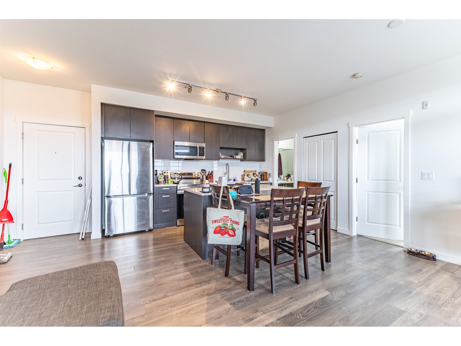 609 13623 81a Avenue, Surrey, British Columbia  V3W 3N7 - Photo 8 - R2981903