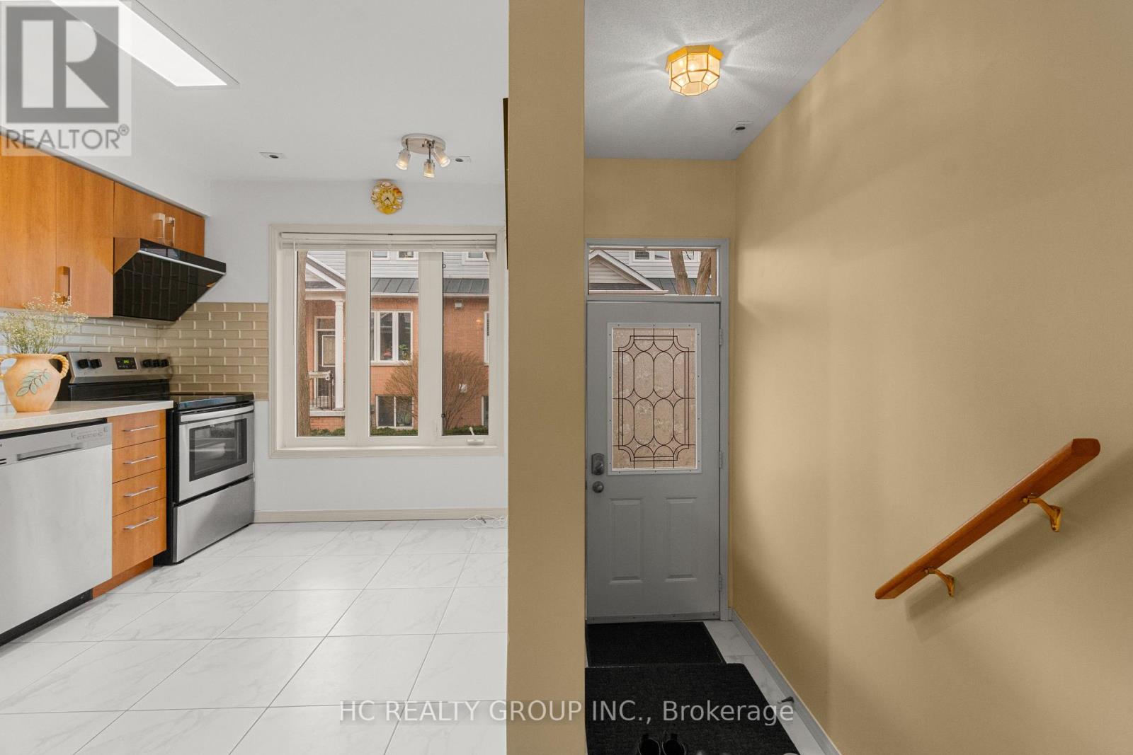 Property at 535 - 83 MONDEO DRIVE image 4