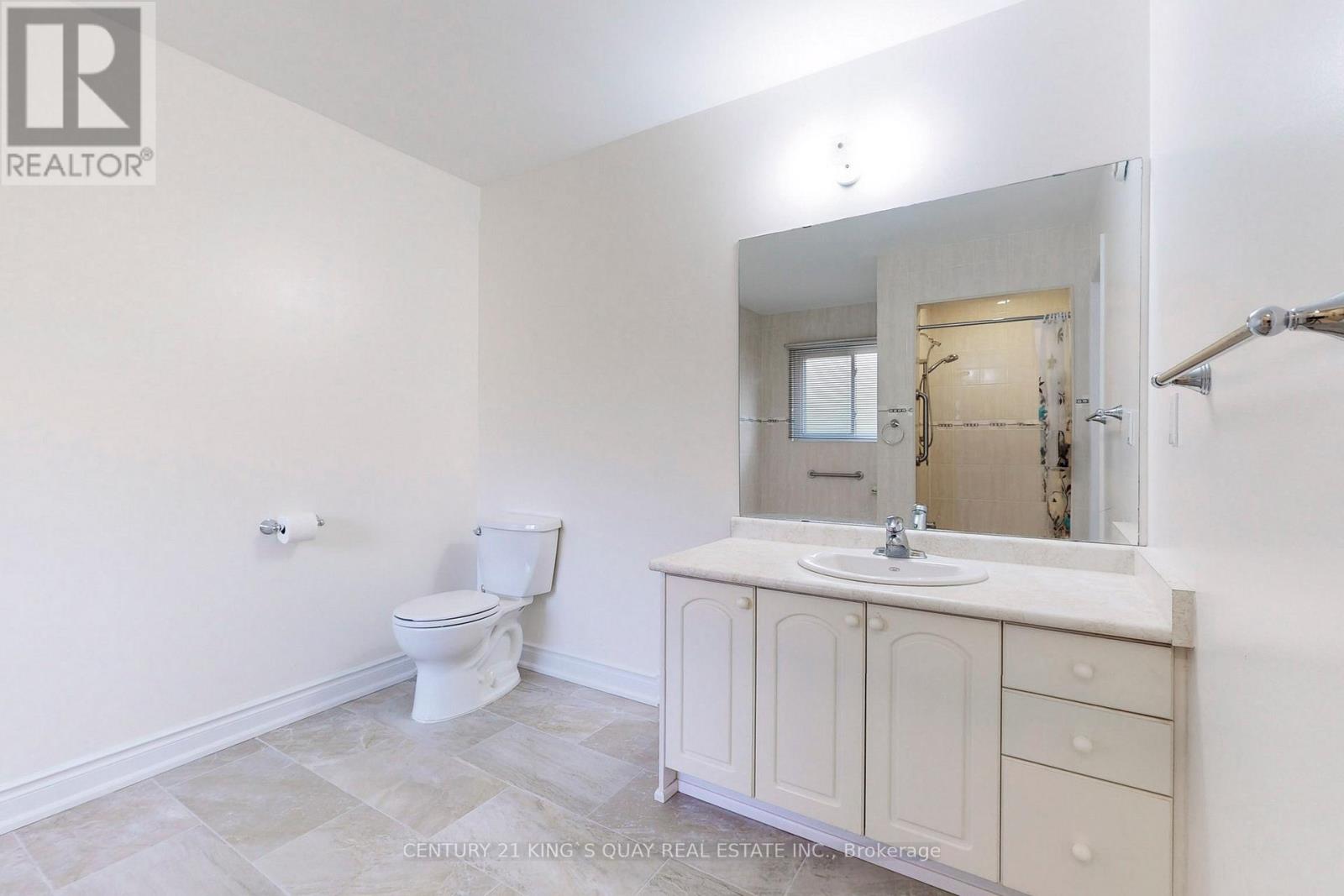 83 Berwick Crescent, Richmond Hill (Observatory), Ontario  L4C 0B7 - Photo 24 - N12043332