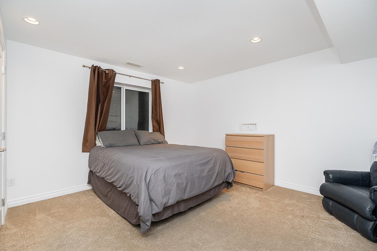 6985 196a Street, Langley, British Columbia  V2Y 3A7 - Photo 30 - R2981779