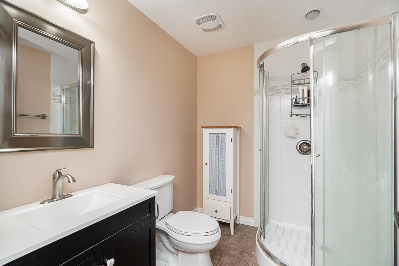 6985 196a Street, Langley, British Columbia  V2Y 3A7 - Photo 32 - R2981779