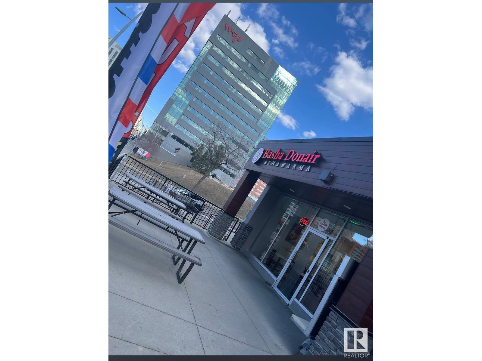 11001 Jasper Av Nw Nw, Edmonton, Alberta  T5K 0K6 - Photo 4 - E4427547