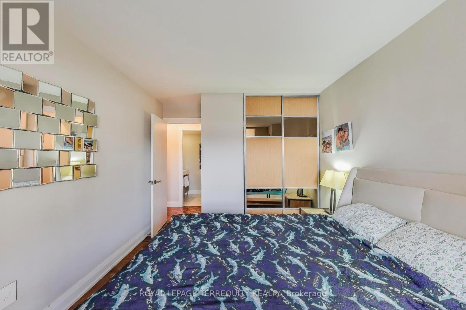 1510 - 1515 Lakeshore Road E, Mississauga, Ontario  L5E 3E3 - Photo 21 - W12043320