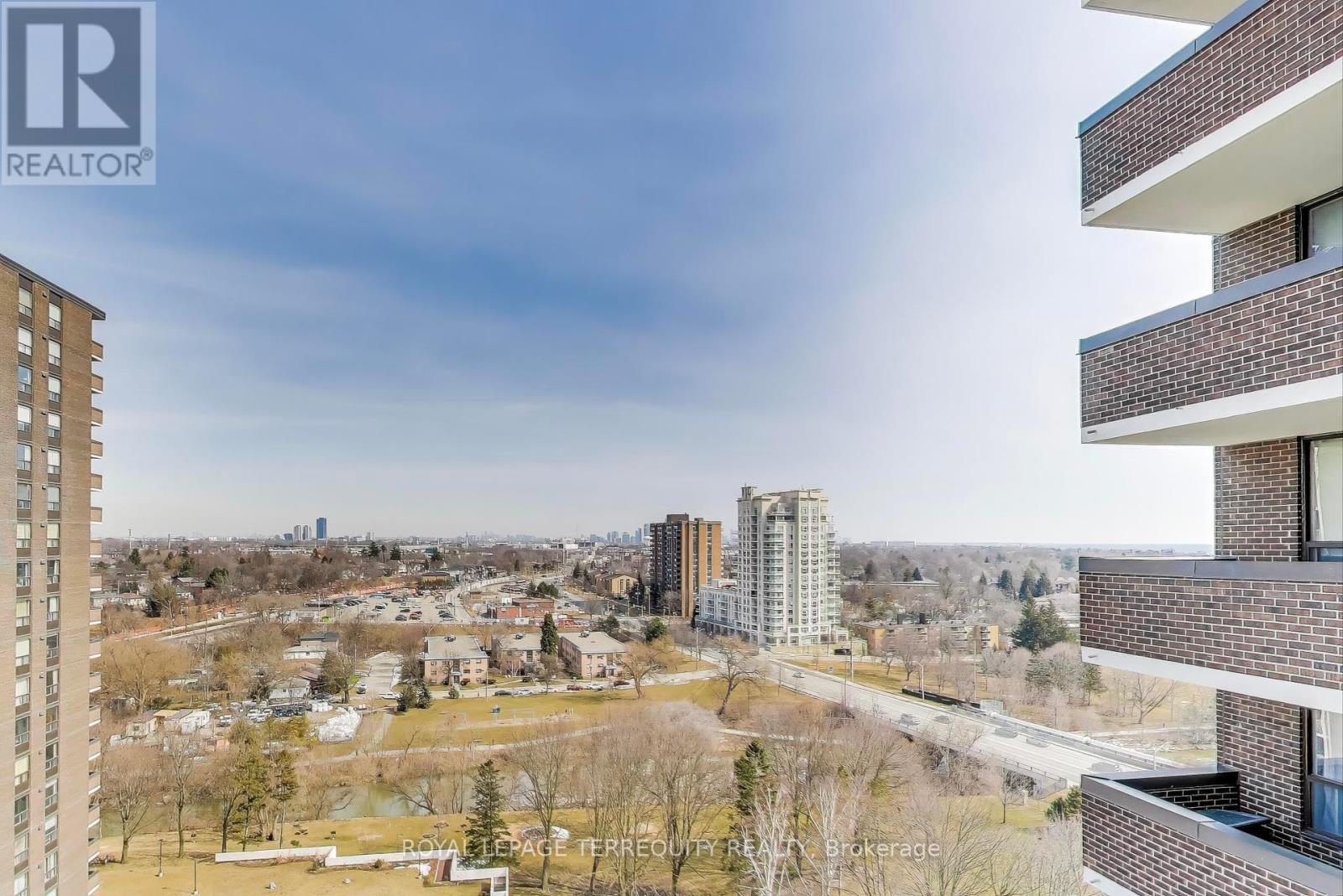 1510 - 1515 Lakeshore Road E, Mississauga, Ontario  L5E 3E3 - Photo 27 - W12043320