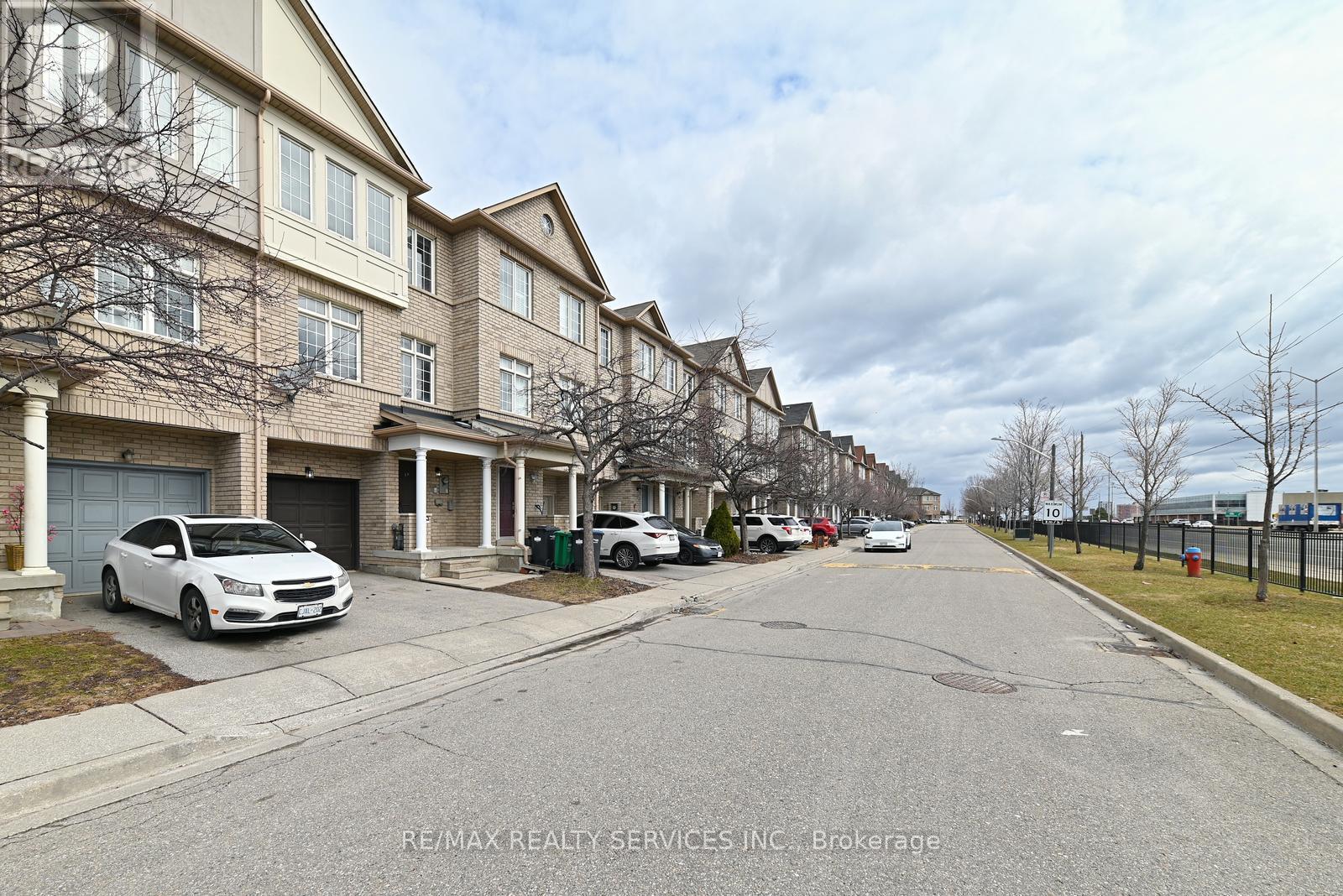 Property at 109 - 7035 REXWOOD ROAD image 2