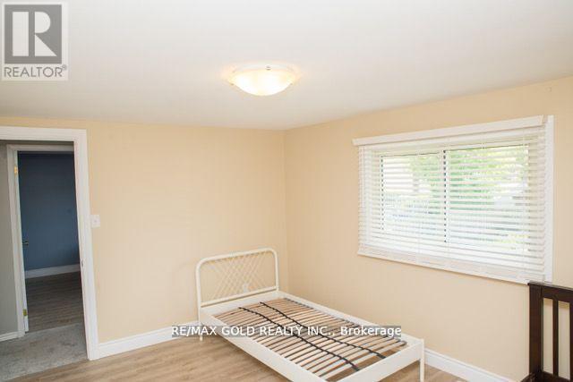 169 Hanna Crescent, Sarnia, Ontario  N7S 4H4 - Photo 17 - X12043312