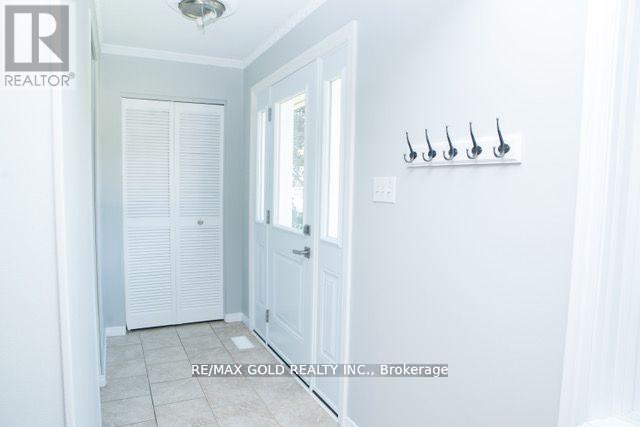 169 Hanna Crescent, Sarnia, Ontario  N7S 4H4 - Photo 7 - X12043312