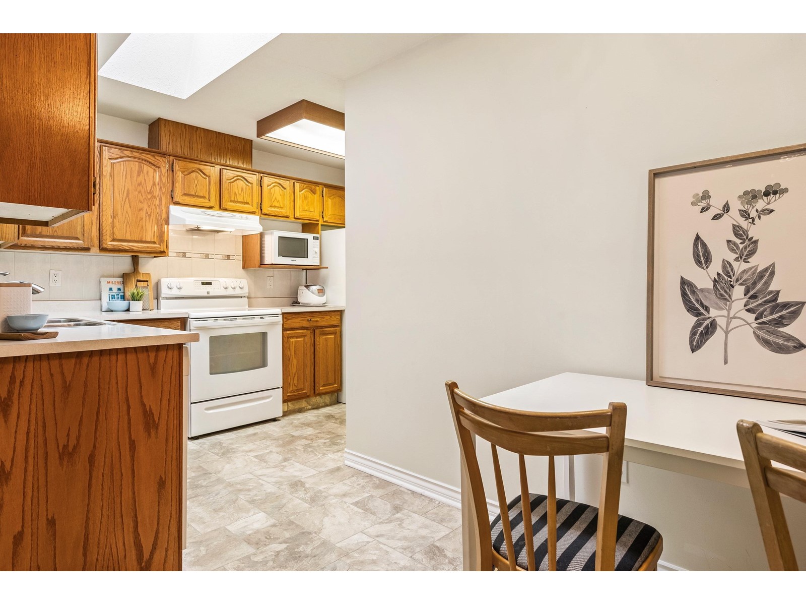 Property at 312 8985 MARY STREET image 4