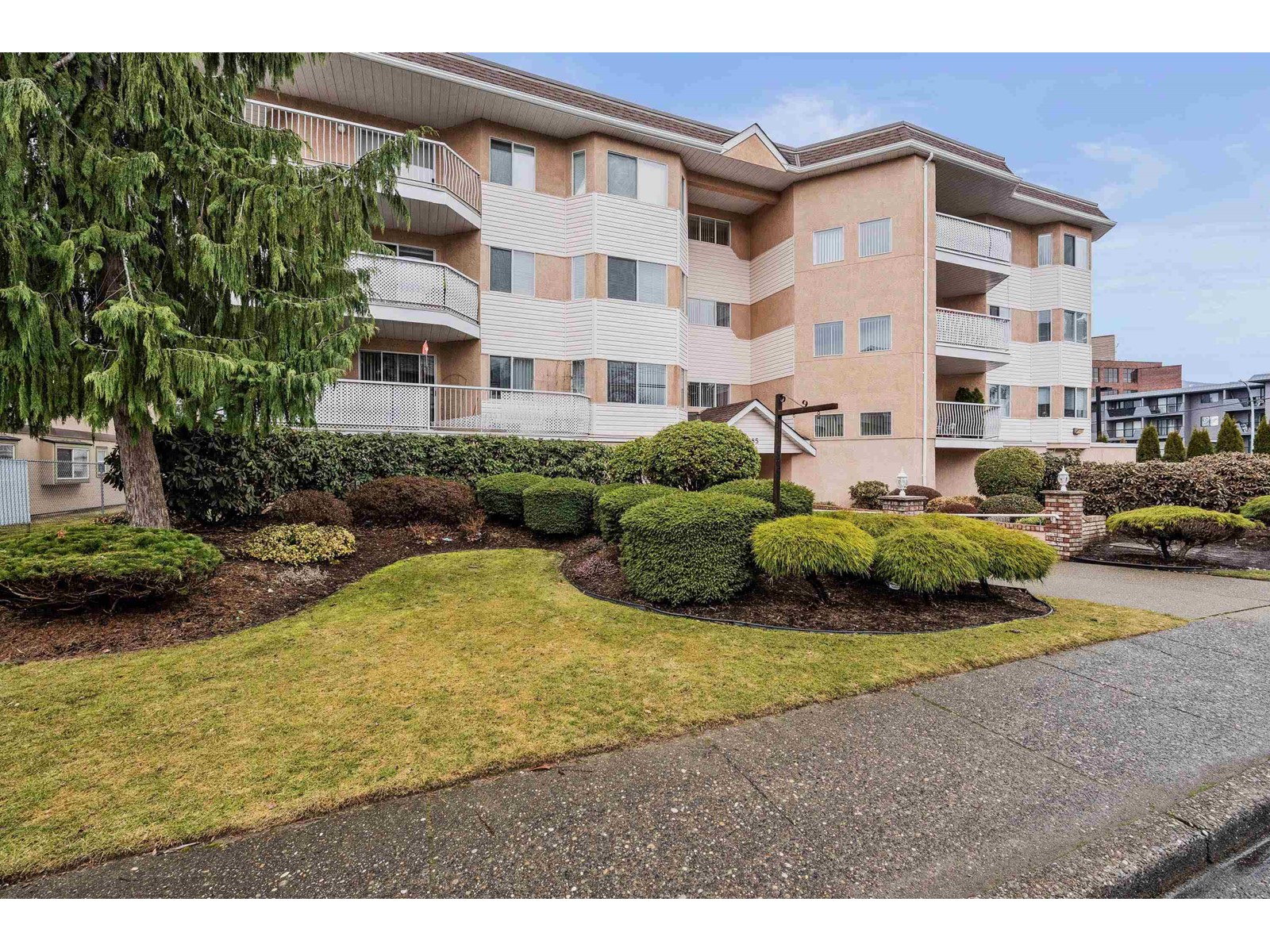 312 8985 MARY STREET|Chilliwack Proper West, Chilliwack, British Columbia