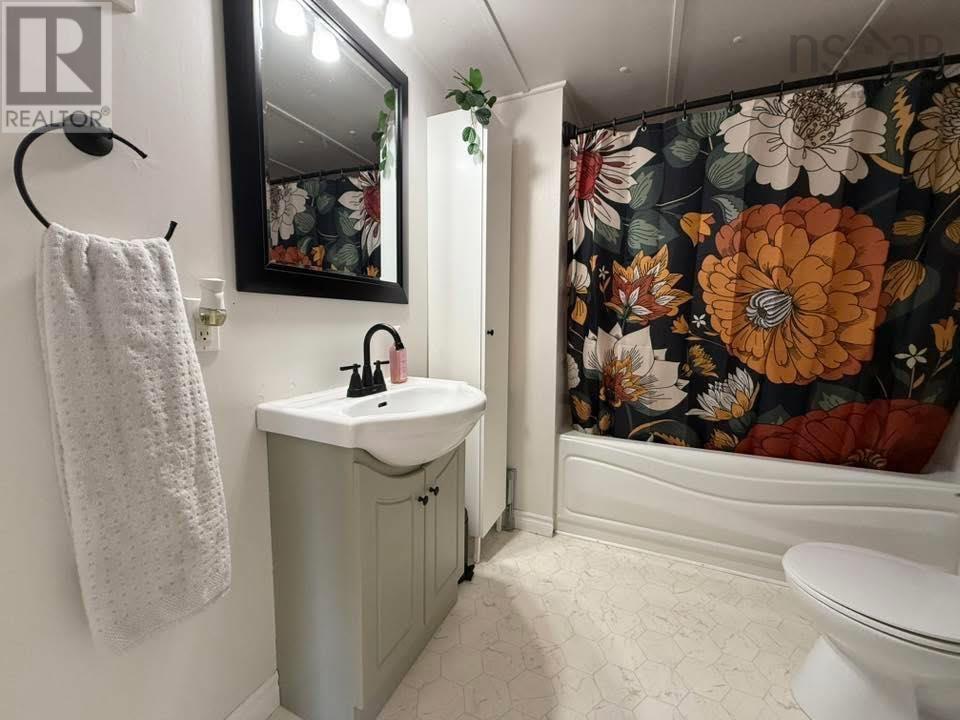 38 Salmon River Road, Salmon River, Nova Scotia  B6L 2S5 - Photo 18 - 202505903