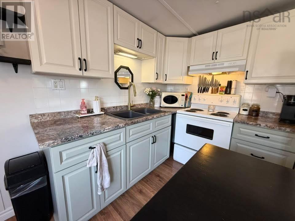 38 Salmon River Road, Salmon River, Nova Scotia  B6L 2S5 - Photo 9 - 202505903