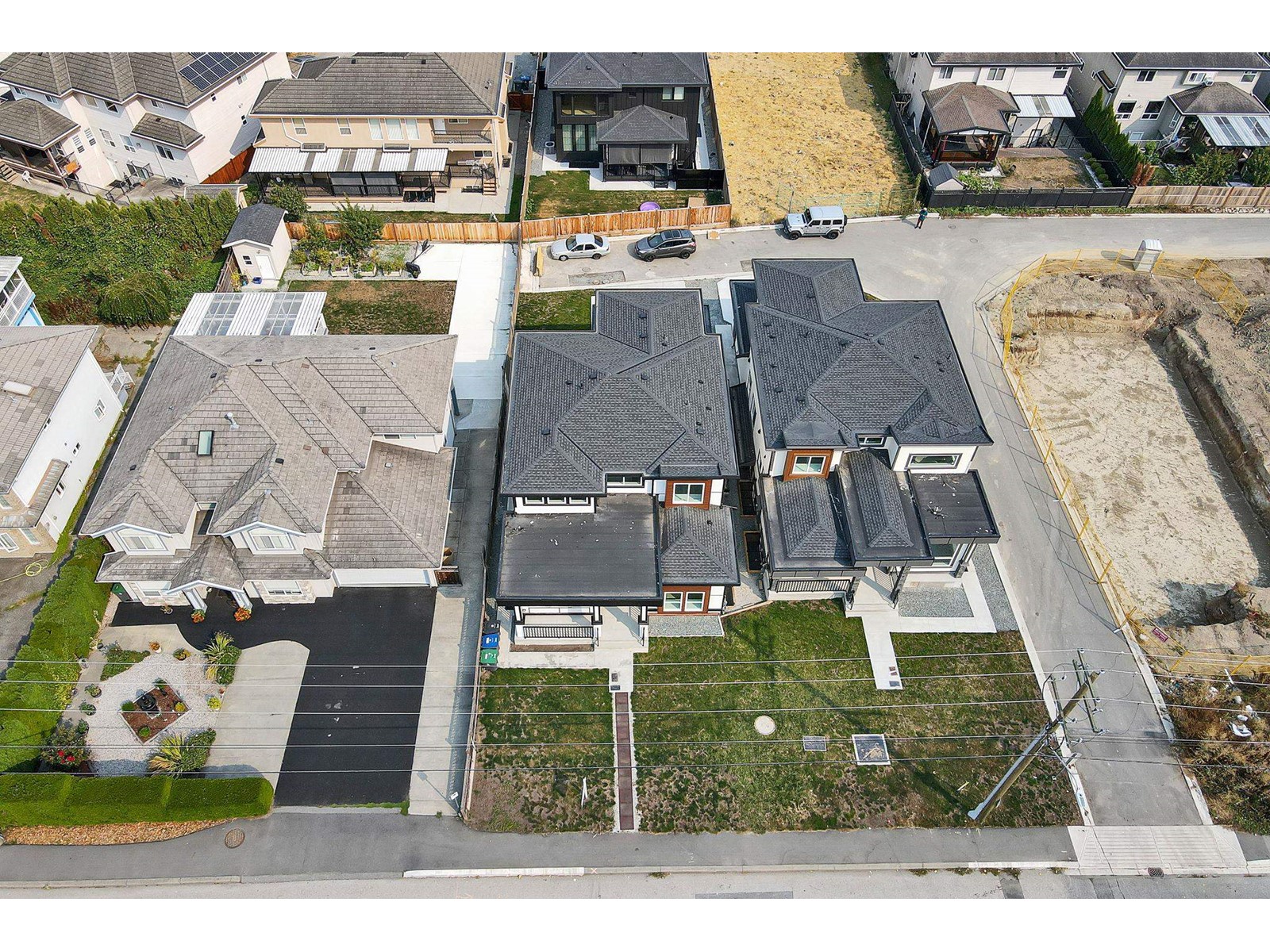 Property at 5950 168 STREET image 2